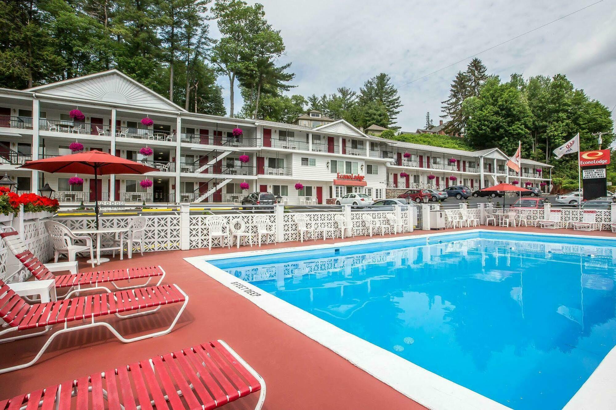 Baymont By Wyndham Lake George Zewnętrze zdjęcie